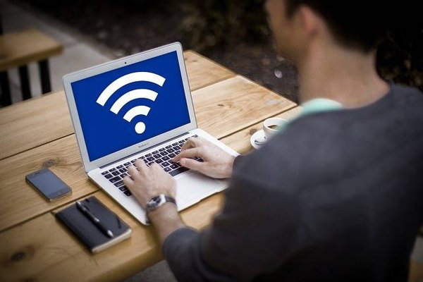Comment choisir le meilleur routeur Wi-Fi pour votre réseau domestique